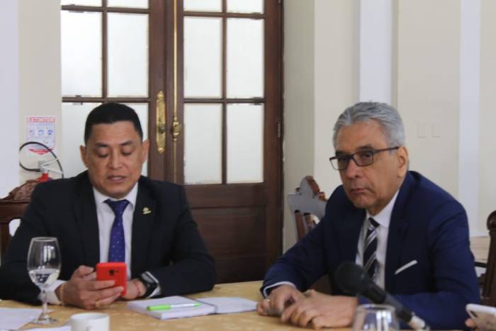 Rectores Oscar Porras y Ramón Espinosa Rectores Oscar Porras y Ramón Espinosa
