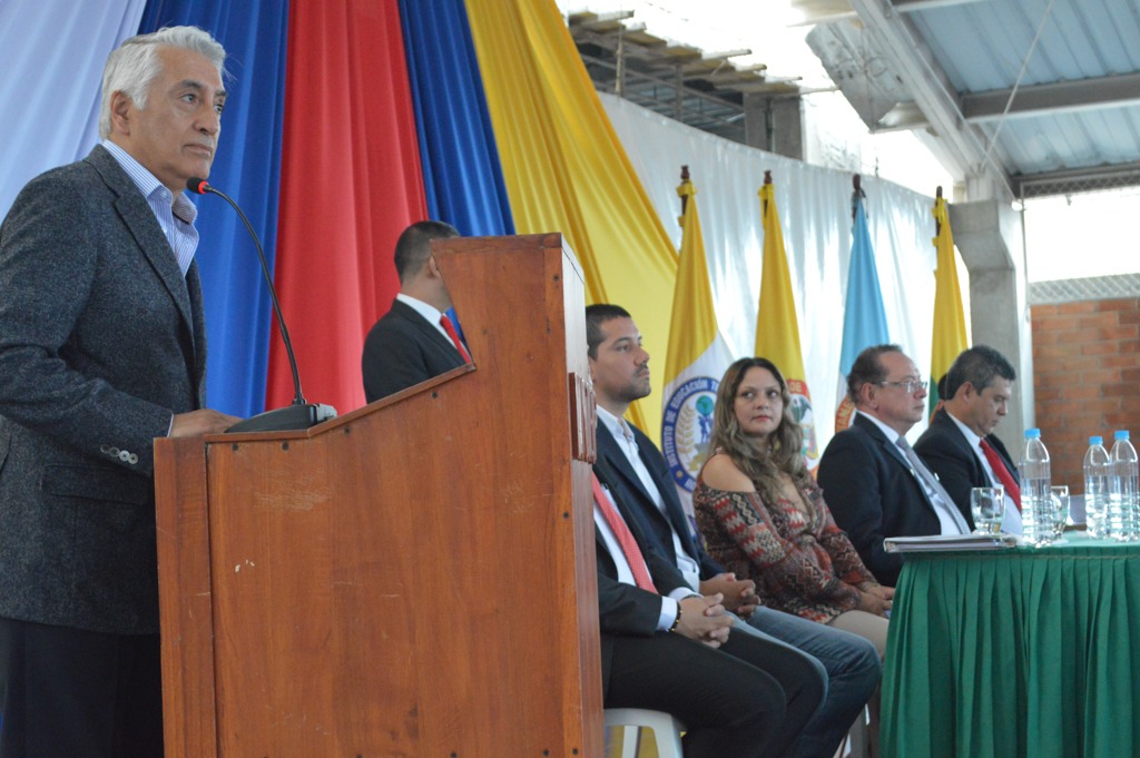 Director Ejecutivo de la REDTTU Felipe Ortiz interviene en ceremonia de posesión del rector Germán Colonia Alcalde del INTEP Roldanillo