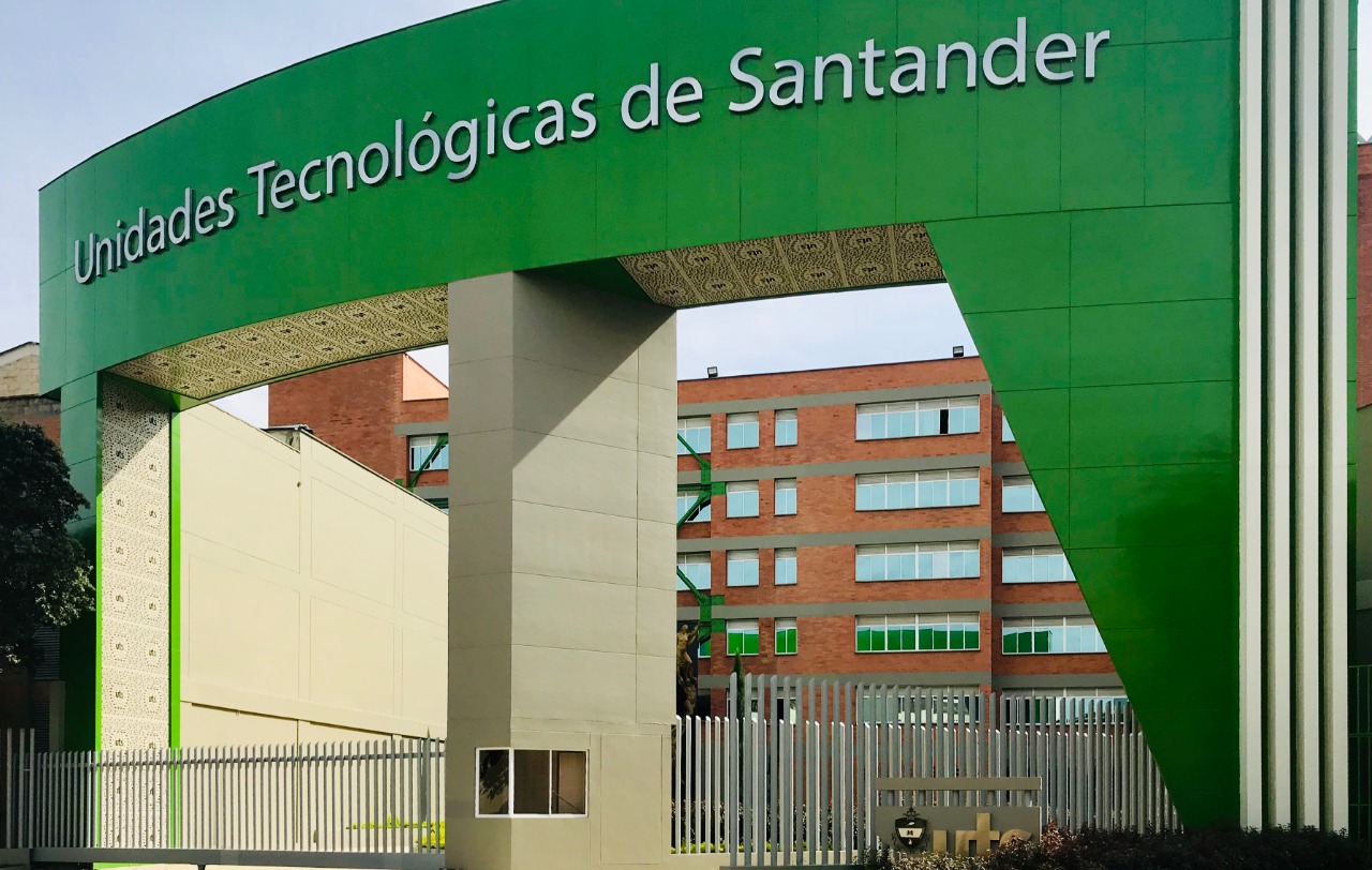 Fotografía Campus Unidades Tecnológicas de Santander - UTS. propiedad del Departamento de Comunicaciones UTS.