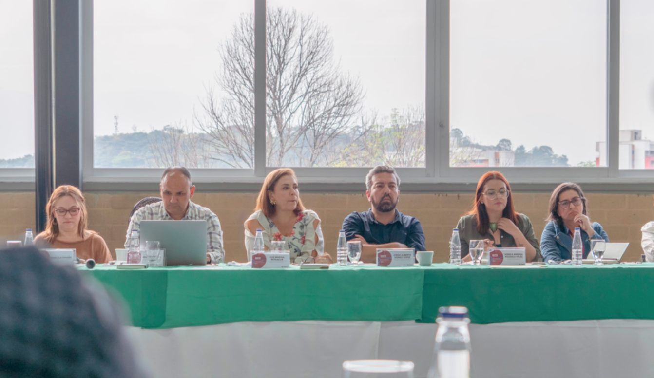 En la fotografía: Participantes del Taller sobre Autonomía Institucional. Fotografía propiedad del dpto. de Comunicaciones TdeA